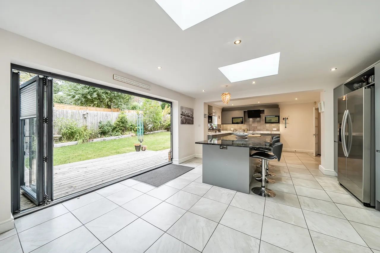 Peppersgate, Lower Beeding, RH13, photo 5