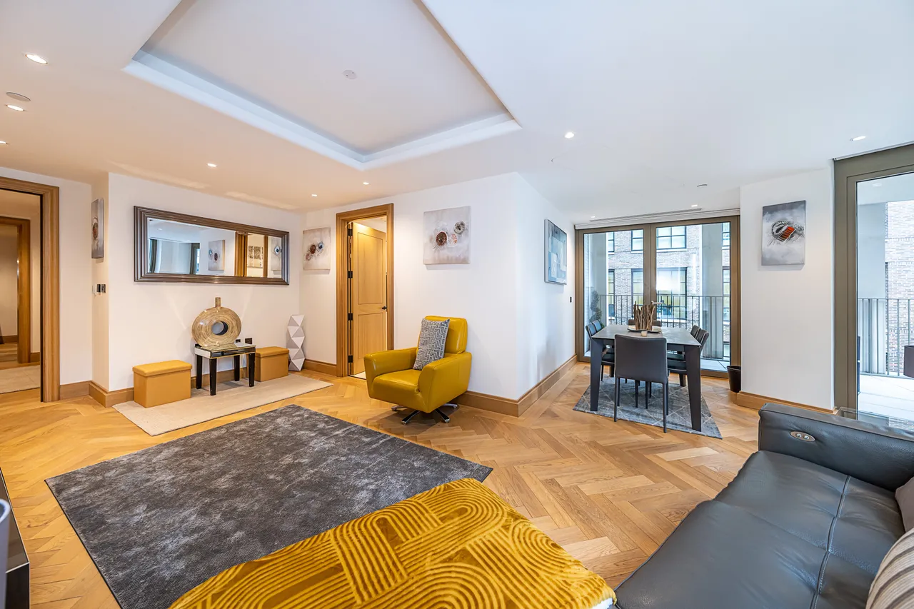 3 bed flat for sale, John Islip Street, London, SW1P