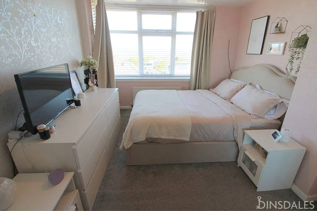 Ascot Drive, Bradford BD7 4NN, photo 6