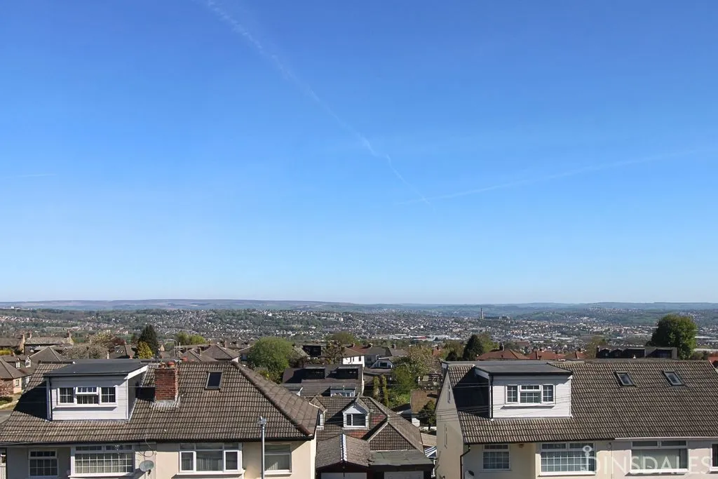 Ascot Drive, Bradford BD7 4NN, photo 9
