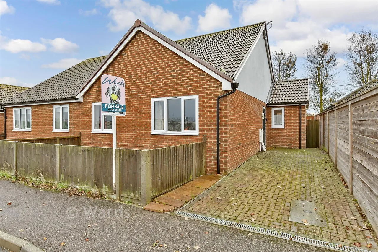 2 bed house for sale, Shellness Road, Leysdown-On-Sea, ME12