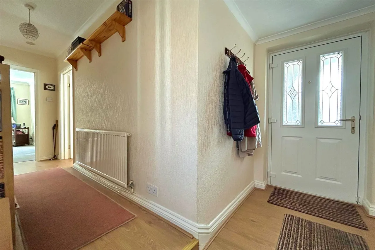 Goodwood Avenue, Manchester, photo 19