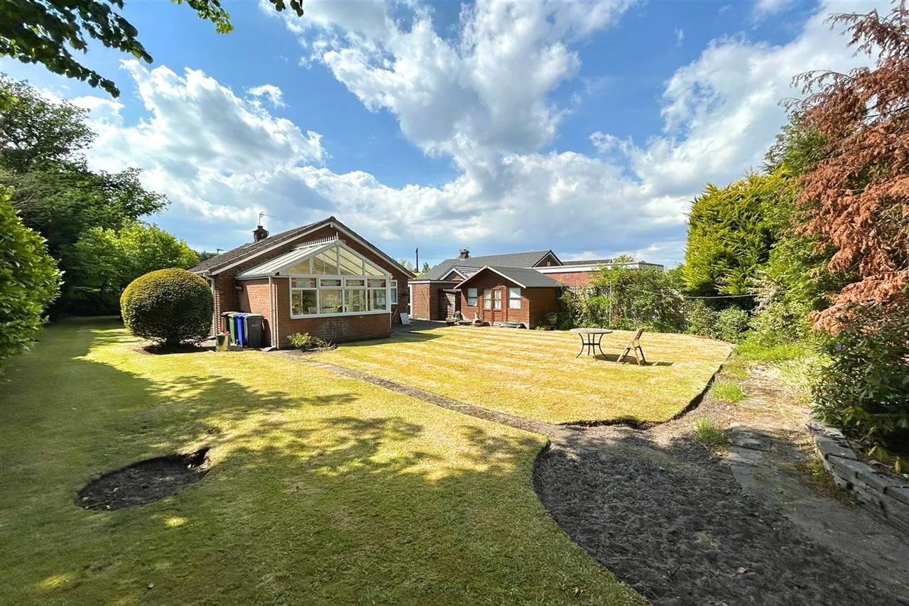 Goodwood Avenue, Manchester, photo 14