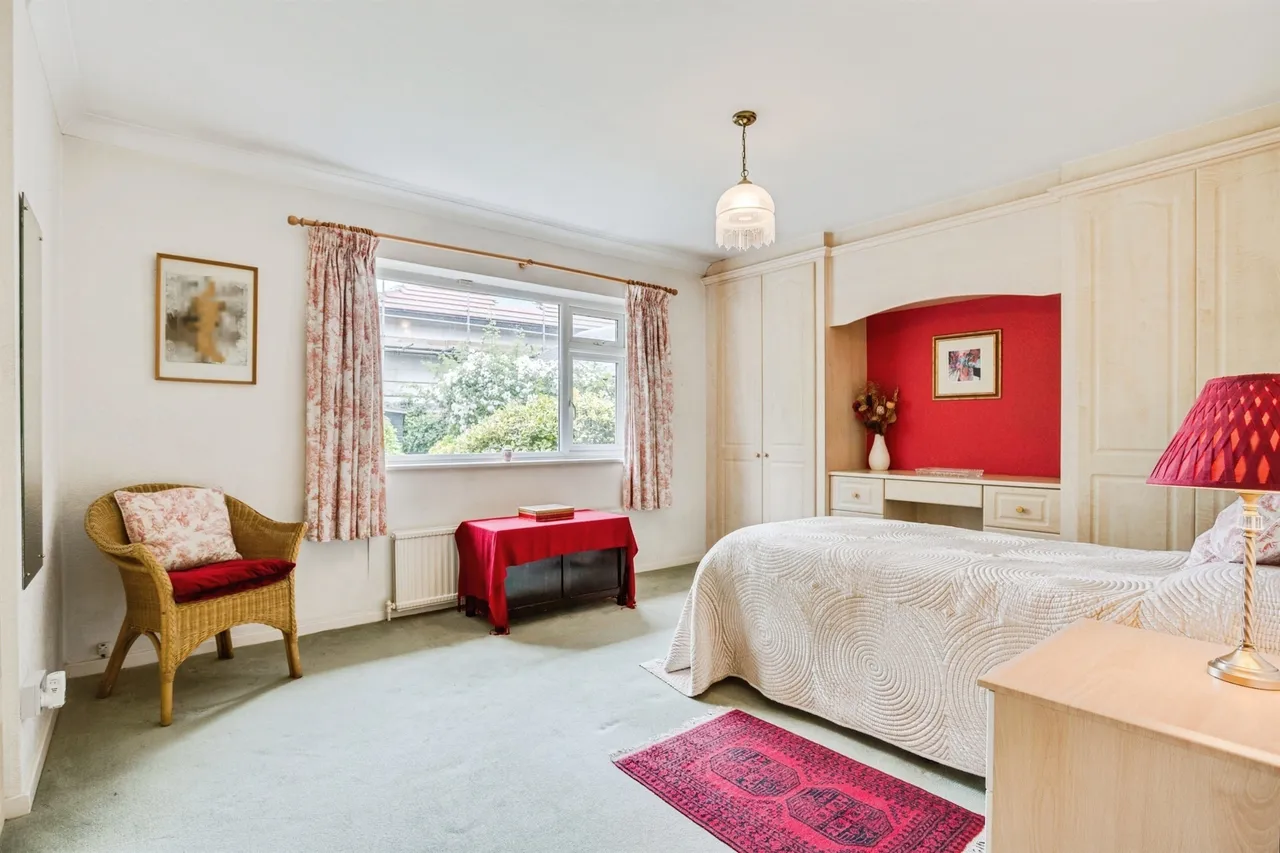 Woodthorpe Park Drive, WAKEFIELD, photo 11