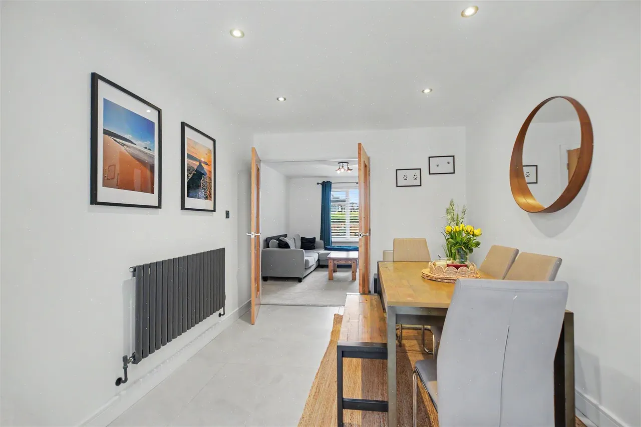 Dovedale Avenue, Long Eaton, NG10, photo 10