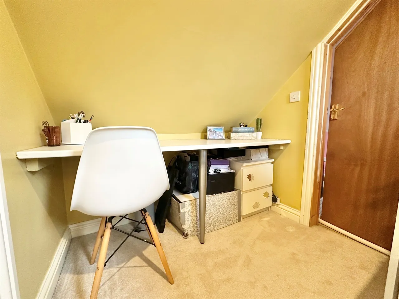 Home Mead, Corsham, SN13, photo 11