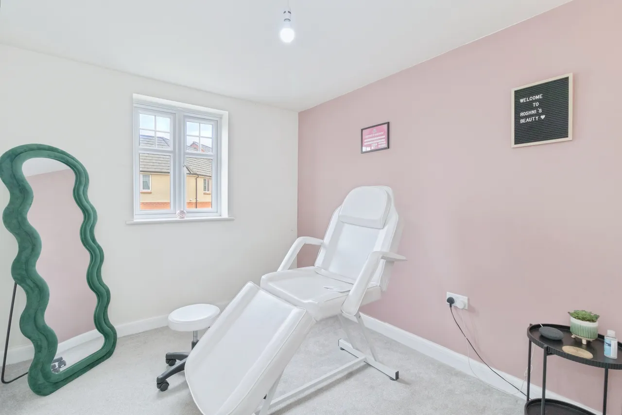 Redlands Road, Barkby, LE7, photo 8