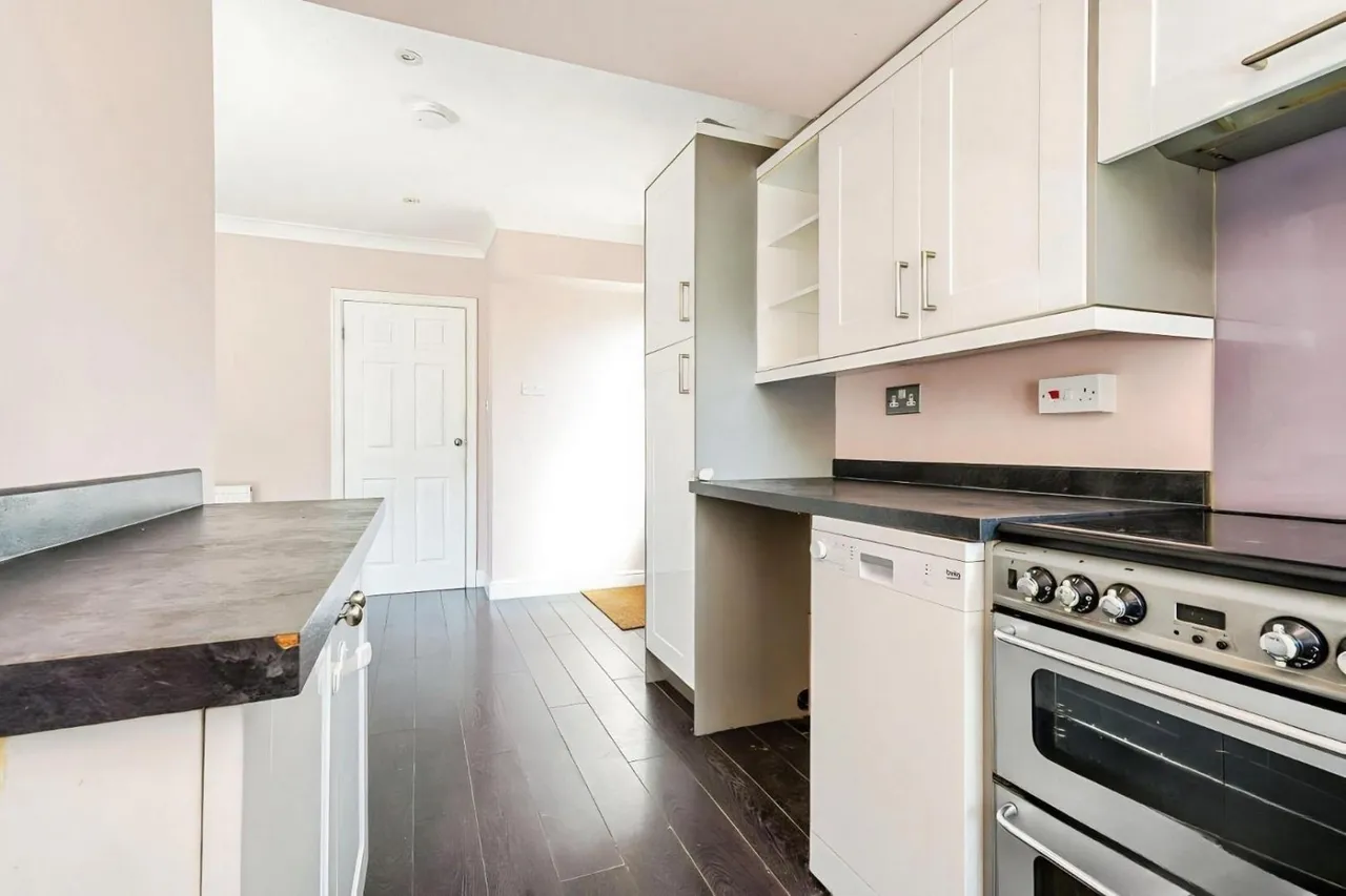 Hill Top Avenue, Harrogate, HG1, photo 5