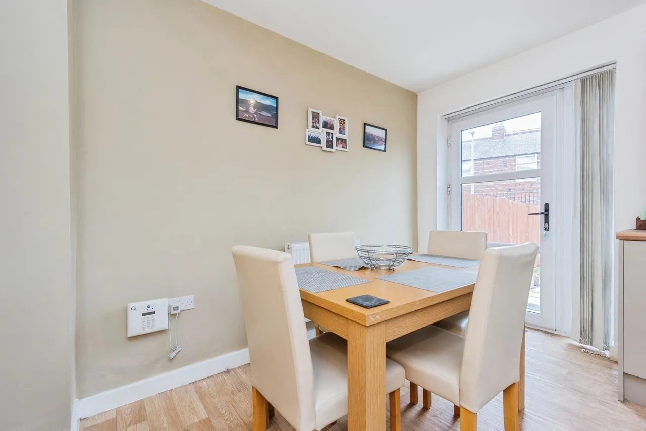 Blue Moon Way, Manchester, Greater Manchester, M14, photo 4