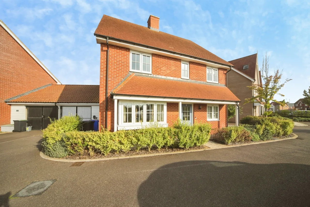 4 bed house for sale — Yarn Walk, Bury St. Edmunds