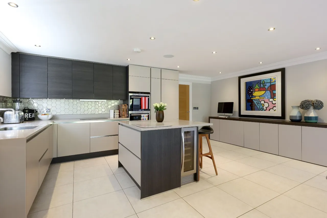Wattleton Road, Beaconsfield, HP9, photo 7