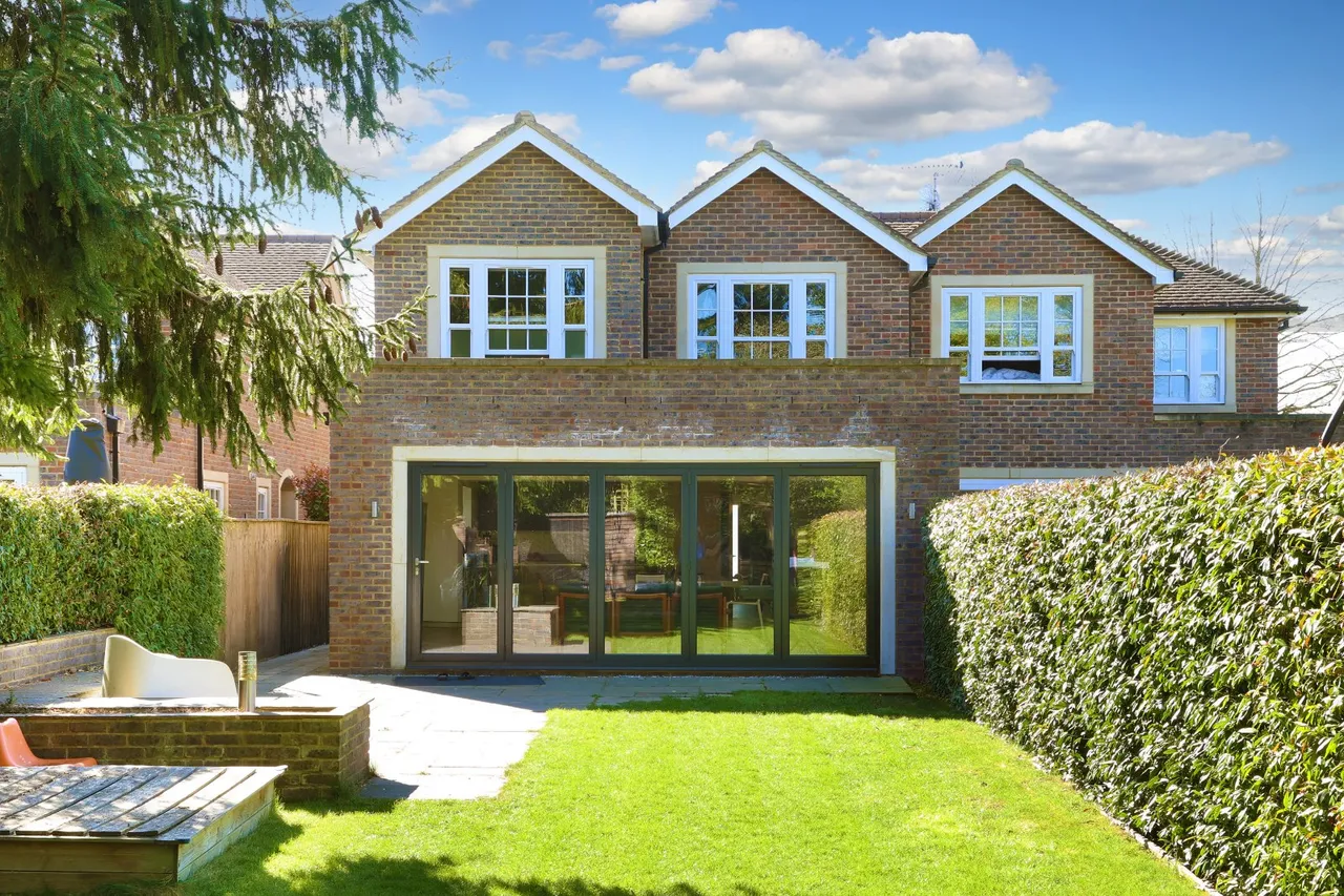 Wattleton Road, Beaconsfield, HP9, photo 5