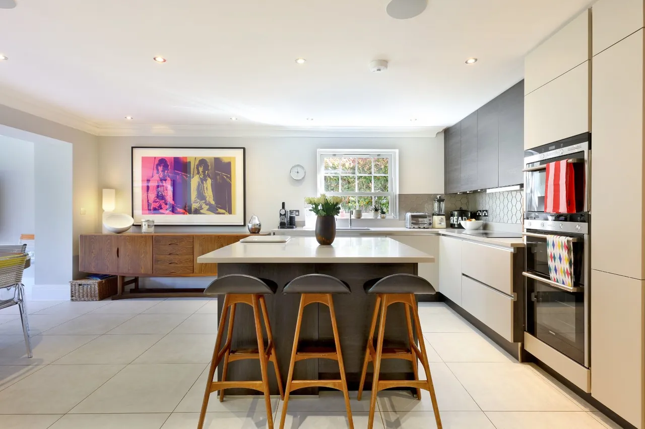 Wattleton Road, Beaconsfield, HP9, photo 6
