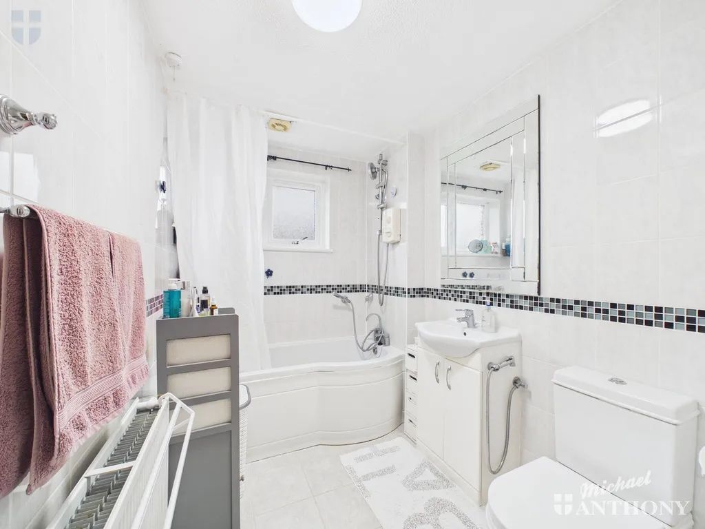 Humber Drive, Aylesbury, HP21 8TP, photo 8