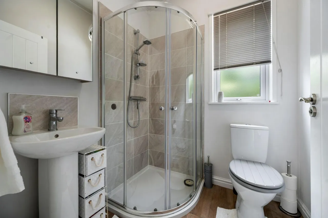 Barholm Road, Tallington, PE9, photo 9