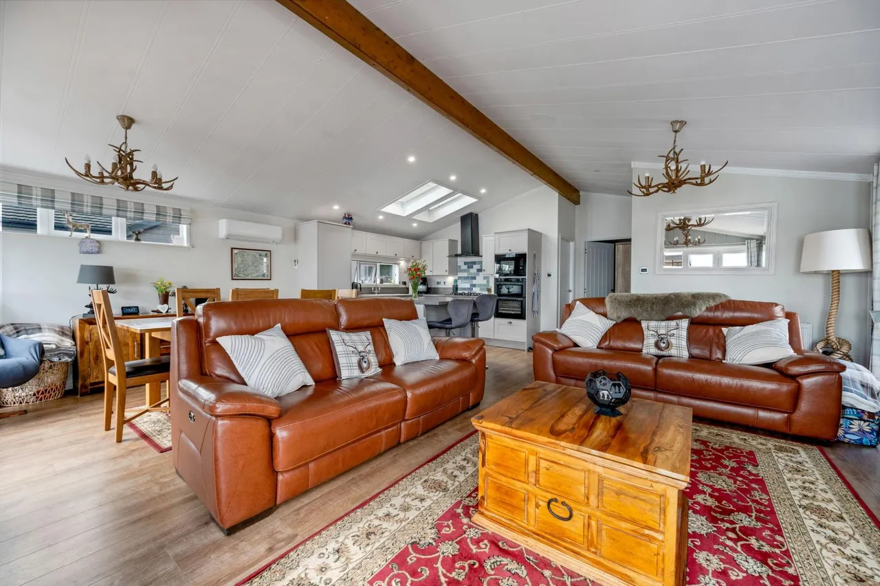 Barholm Road, Tallington, PE9, photo 2