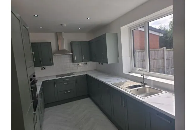 3 bed house for sale — Wordsworth Avenue, Manchester