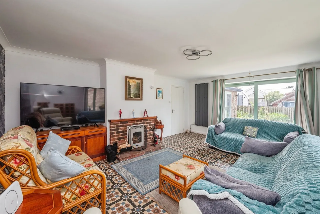 Keswick Road, Bacton, Norwich, photo 5