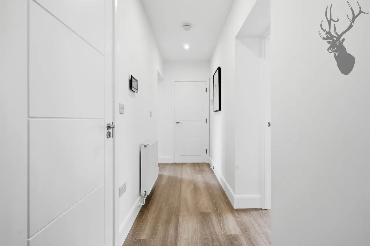 Woodford Green, IG8, photo 10