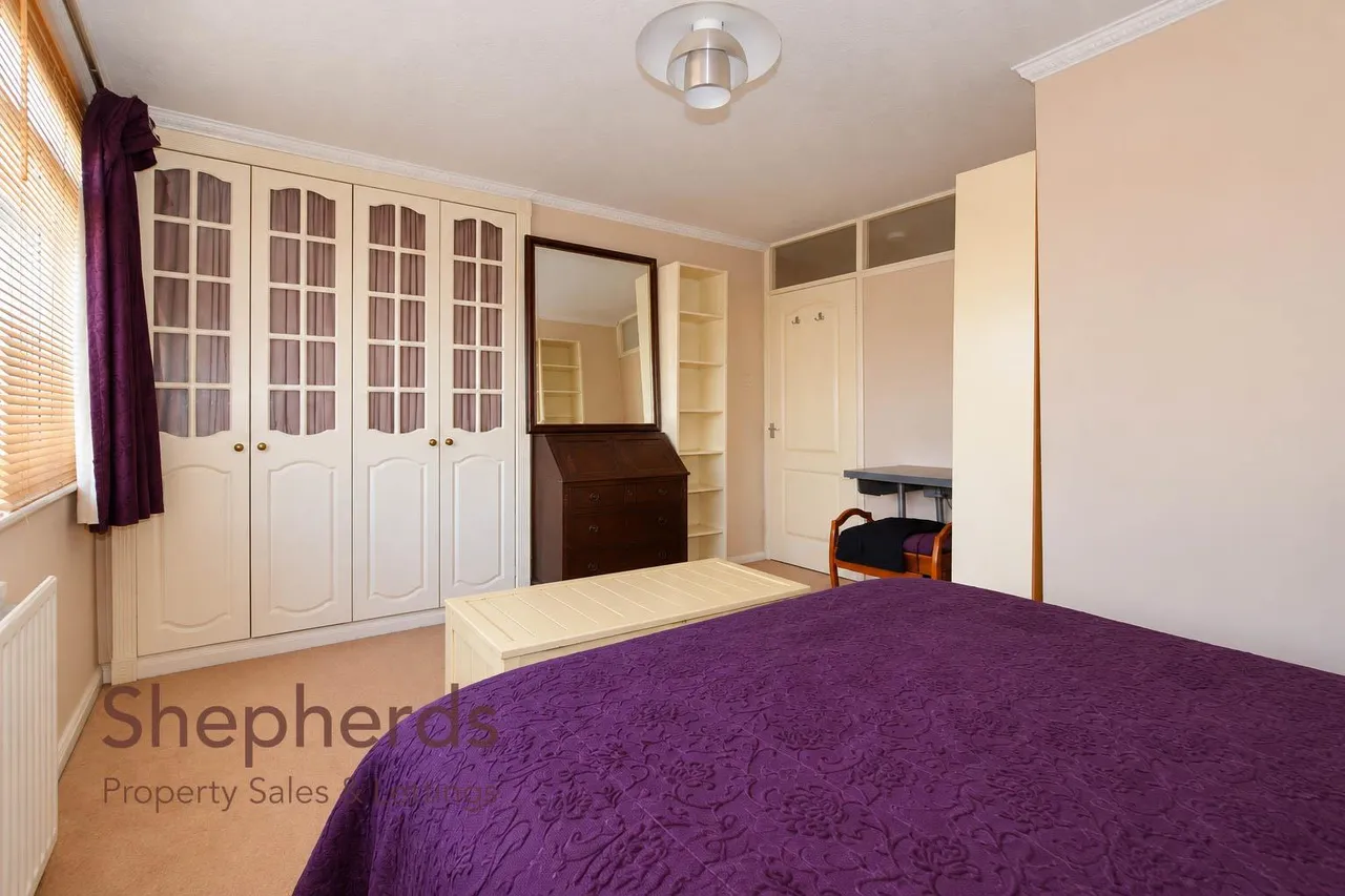 Oakdene, Cheshunt, EN8, photo 13