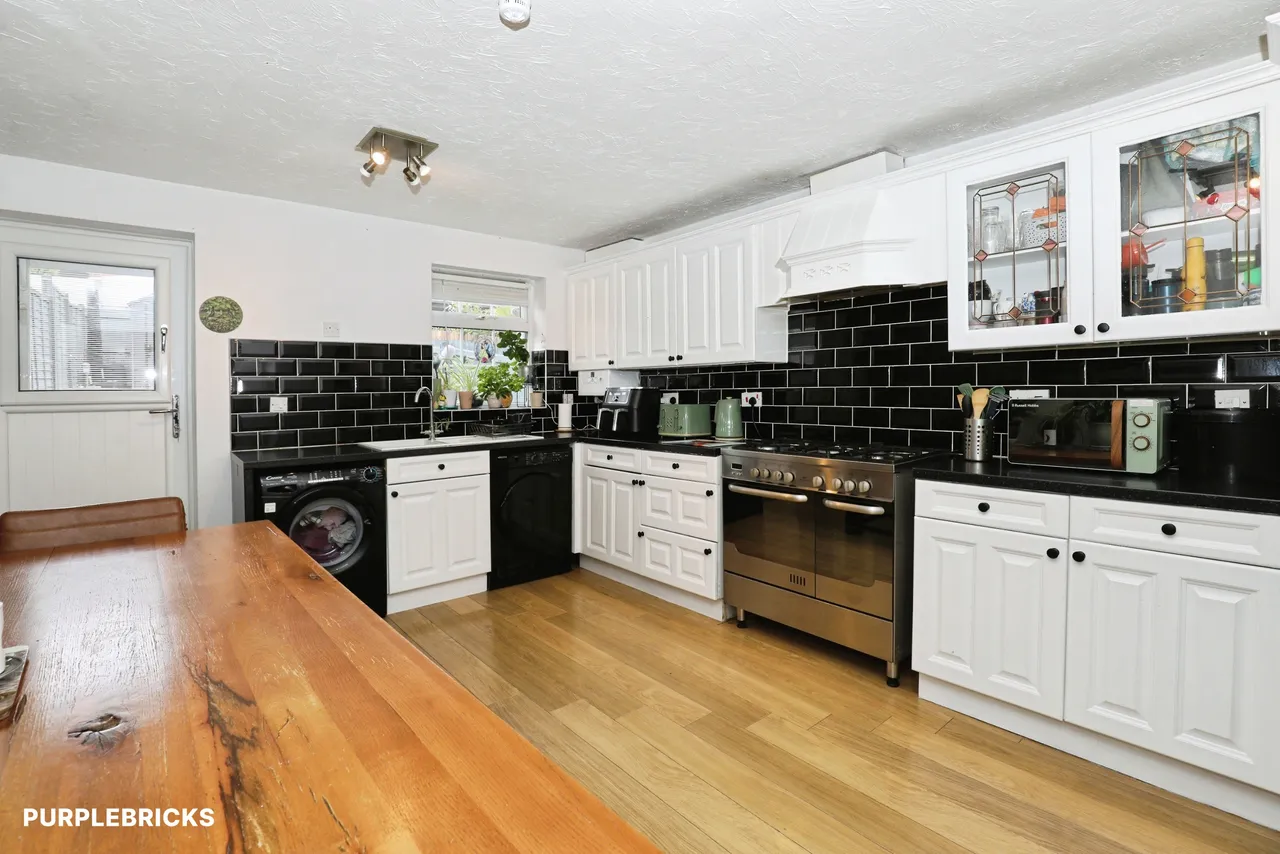 Blackbird Way, Stoke-On-Trent, ST7, photo 5