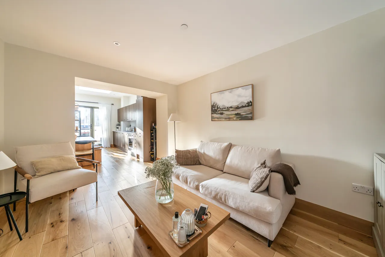 2 bed flat for sale — Clapham High Street, London, SW4