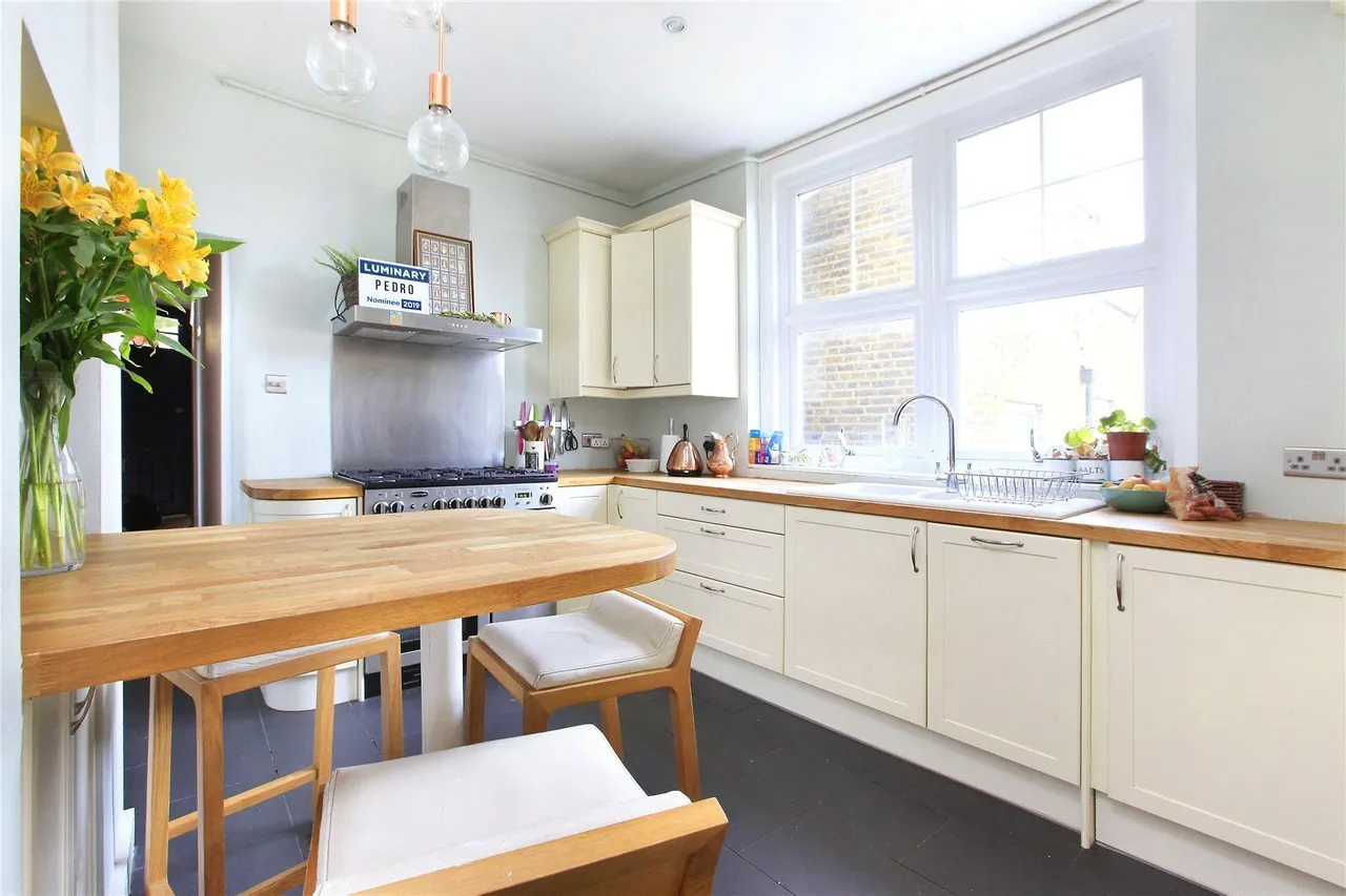 Queenstown Road, Battersea, SW8, photo 10