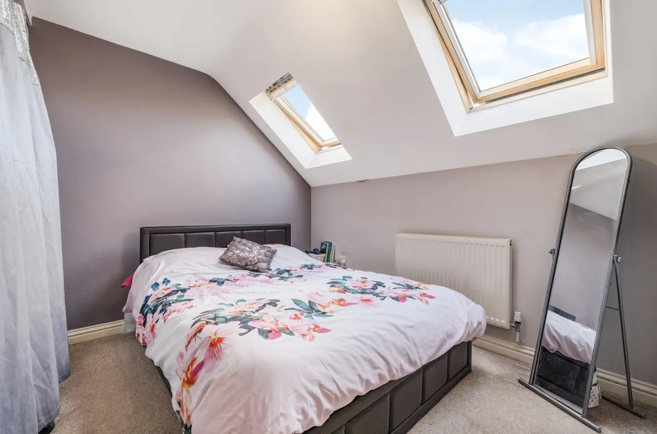 Roebuck Estate, Binfield, Bracknell, Berkshire, RG42 4DD, photo 6