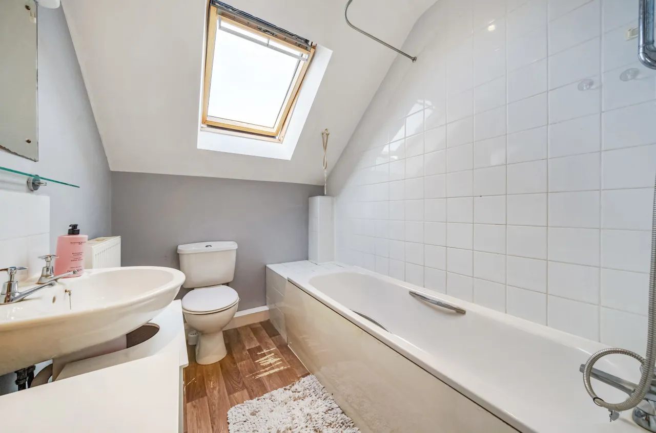Roebuck Estate, Binfield, Bracknell, Berkshire, RG42 4DD, photo 10