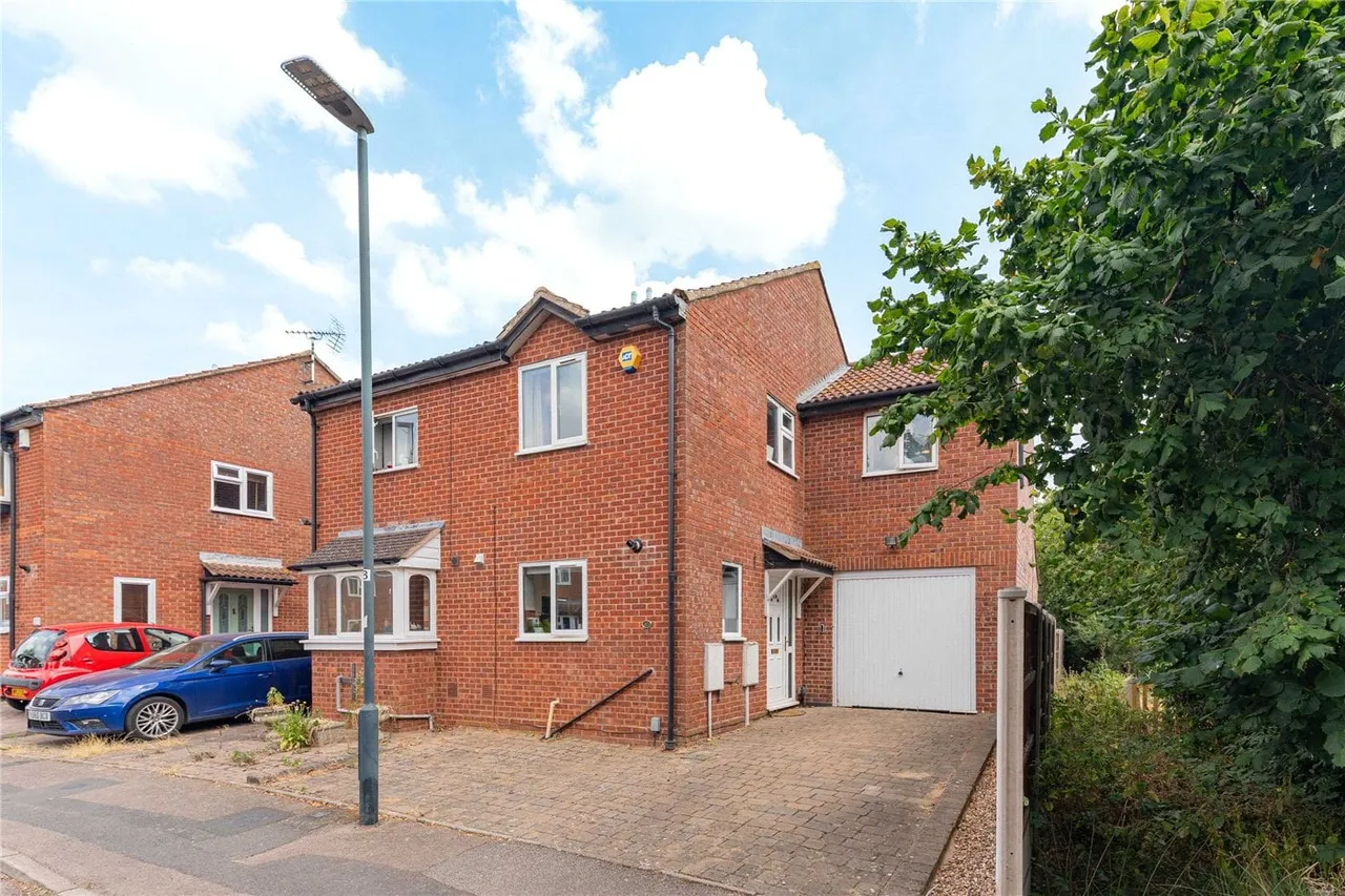 Moncrieff Drive, Leamington Spa, Warwickshire, CV31, photo 3