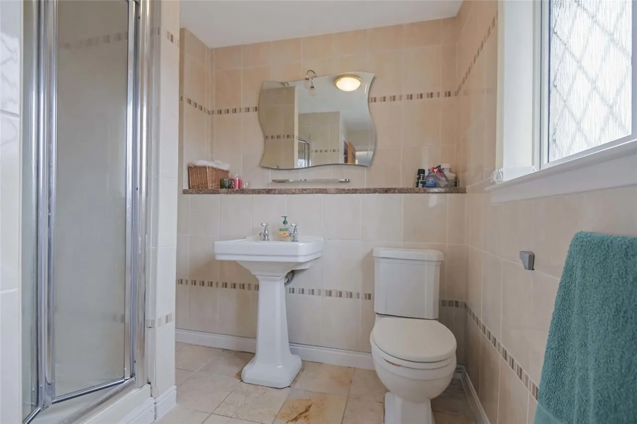 English Row, Calderbank, ML6, photo 13