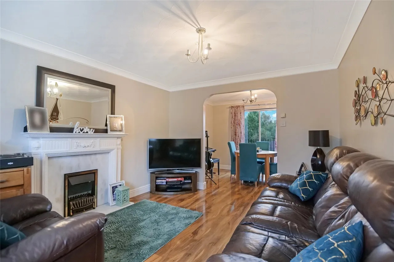 English Row, Calderbank, ML6, photo 6