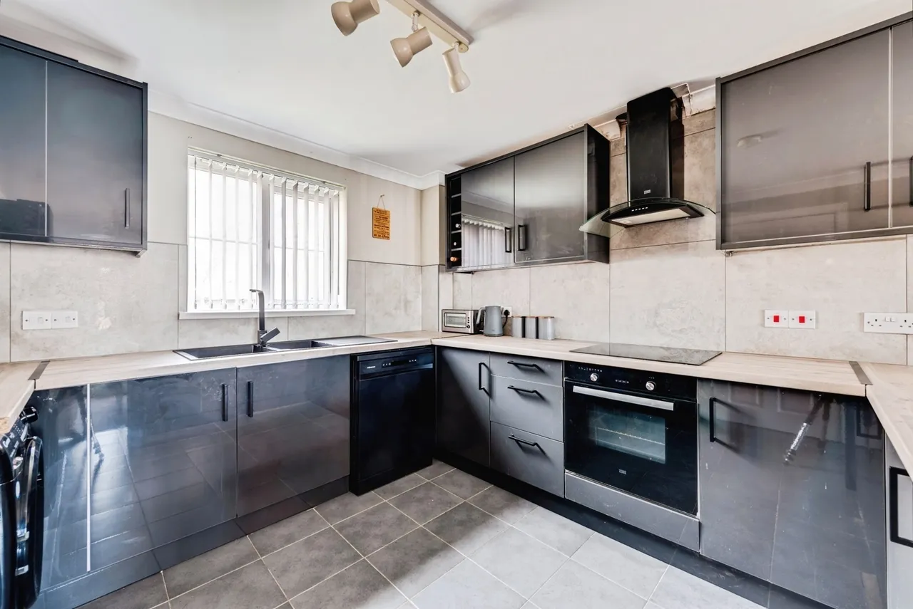 Chopin Mews, Mazurek Way, Swindon, Wiltshire, SN25, photo 7