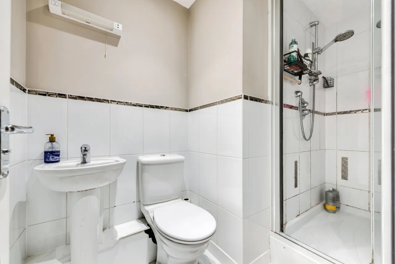 Chopin Mews, Mazurek Way, Swindon, Wiltshire, SN25, photo 13