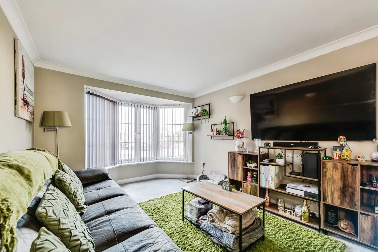 Chopin Mews, Mazurek Way, Swindon, Wiltshire, SN25, photo 5