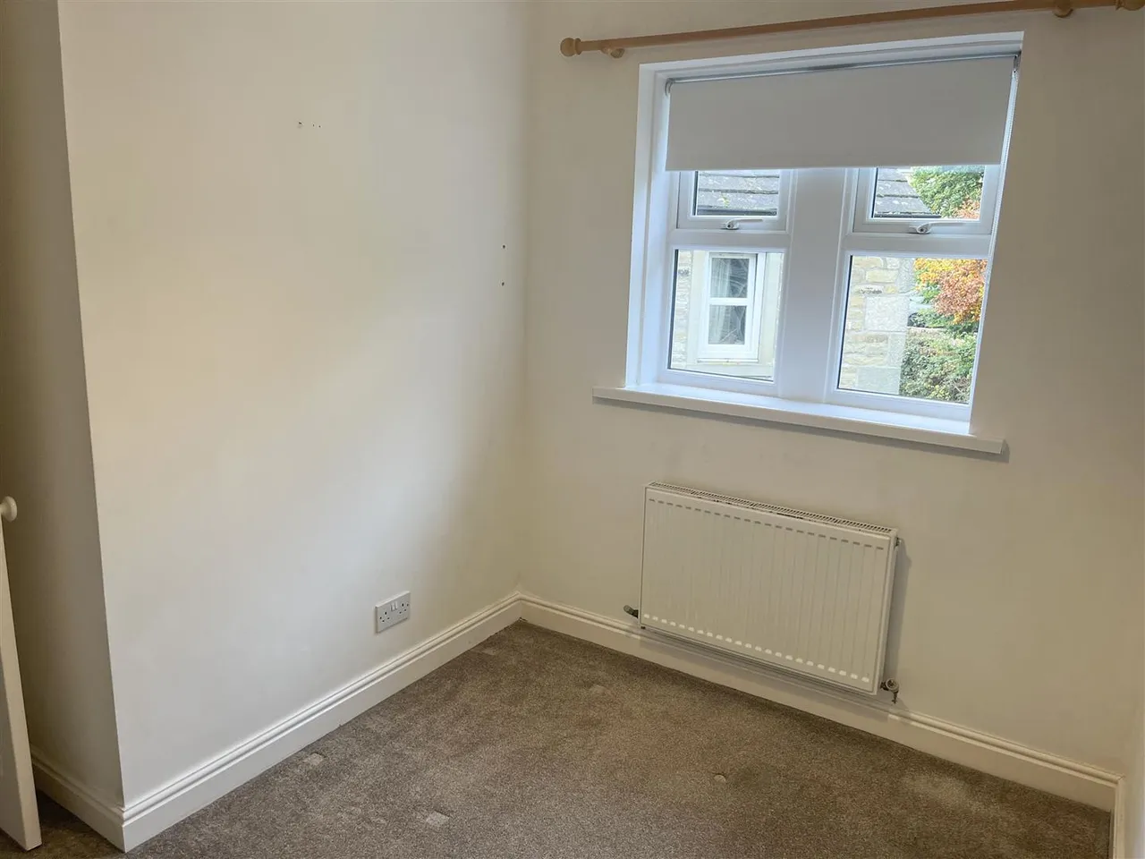Pear Tree Court, Silsden, BD20 9PG, photo 17