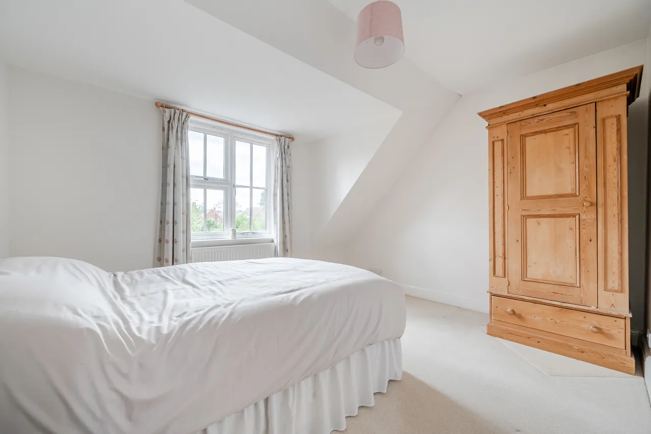 Huntercombe Lane North, Taplow, Maide..., photo 10