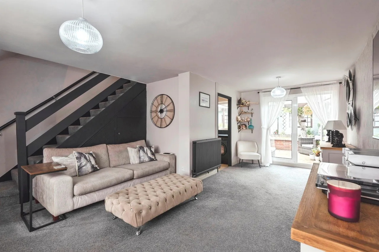 Donne Close, Royston, photo 2