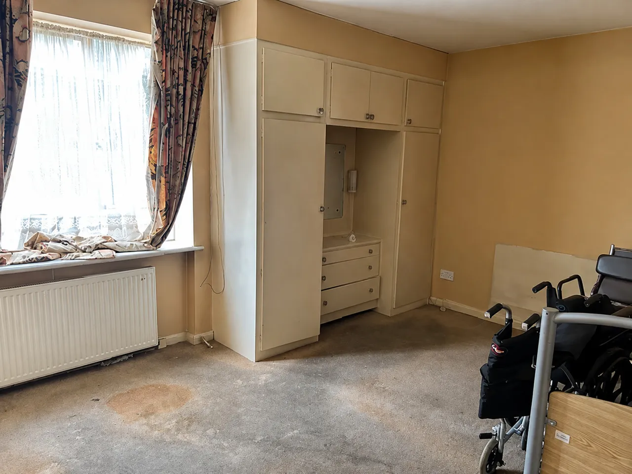 Willesden Lane, Willesden Green, NW6 7YT, photo 4
