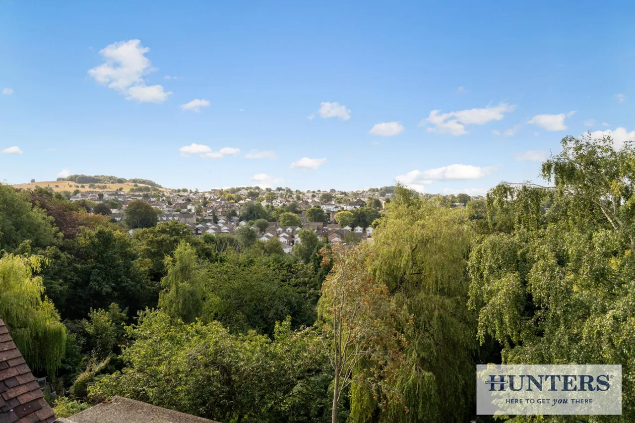 Rufford Avenue, Yeadon, LS19, photo 24