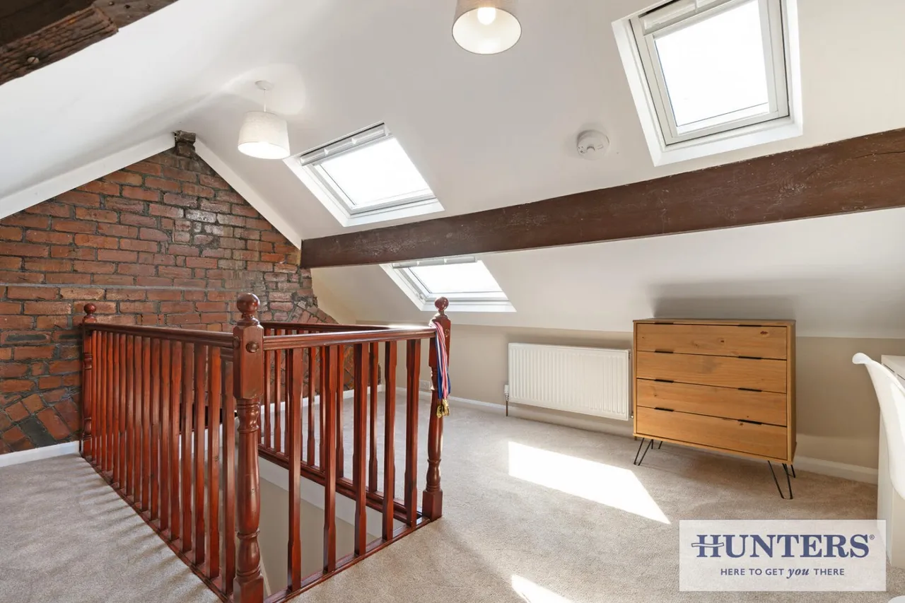 Rufford Avenue, Yeadon, LS19, photo 15