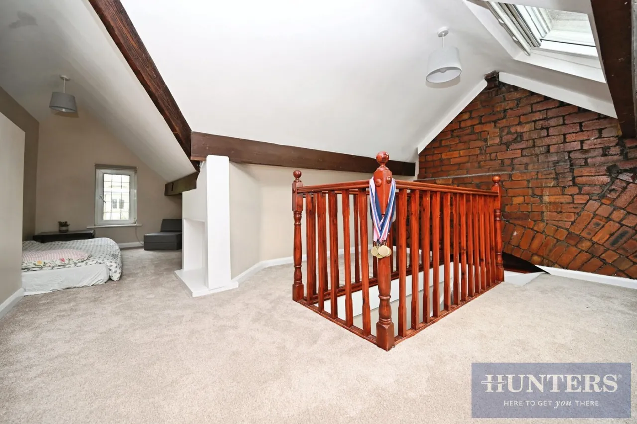 Rufford Avenue, Yeadon, LS19, photo 16