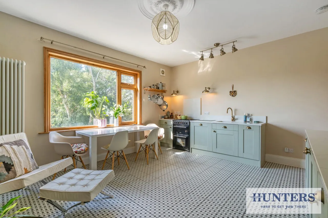 Rufford Avenue, Yeadon, LS19, photo 5