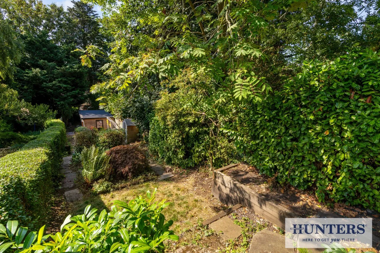 Rufford Avenue, Yeadon, LS19, photo 27