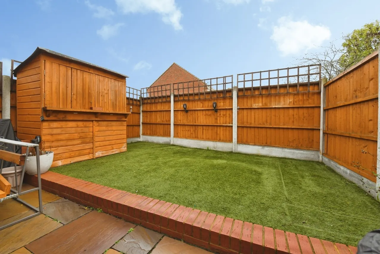 Oakley Avenue, Rayleigh, SS6, photo 11