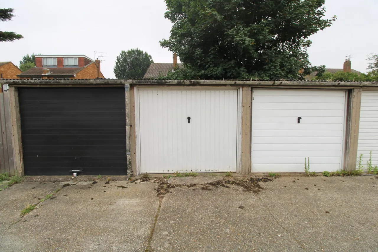 Warren Road, Ashford, photo 7