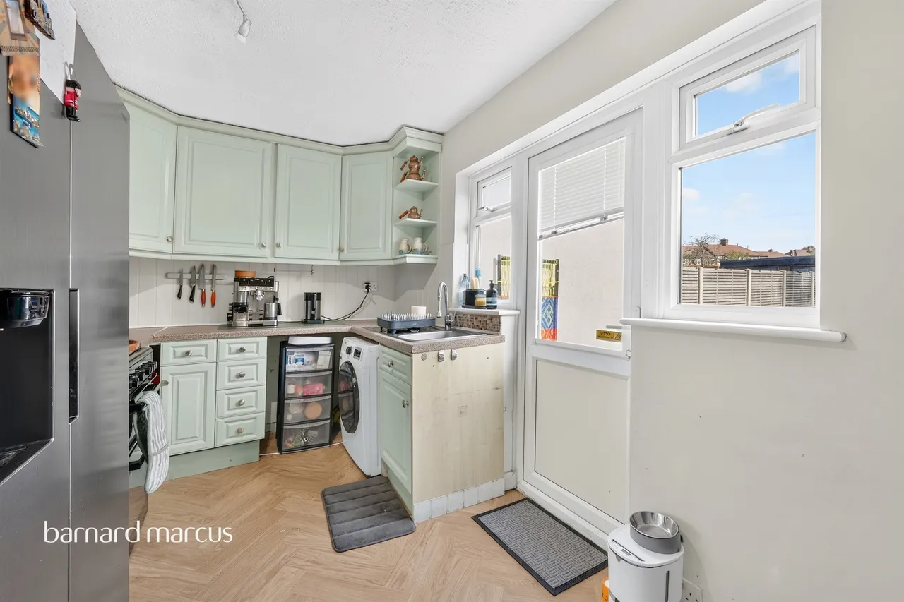 Brinkley Road, Worcester Park, KT4, photo 10