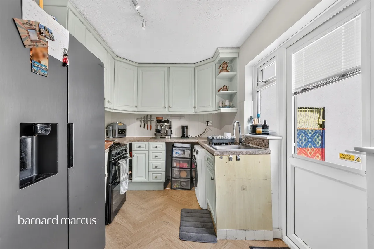 Brinkley Road, Worcester Park, KT4, photo 7