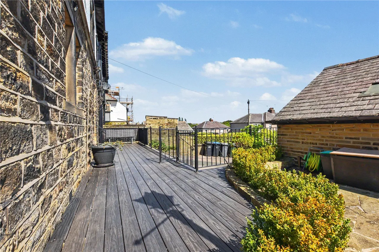 Town Lane, Bradford, BD10, photo 33