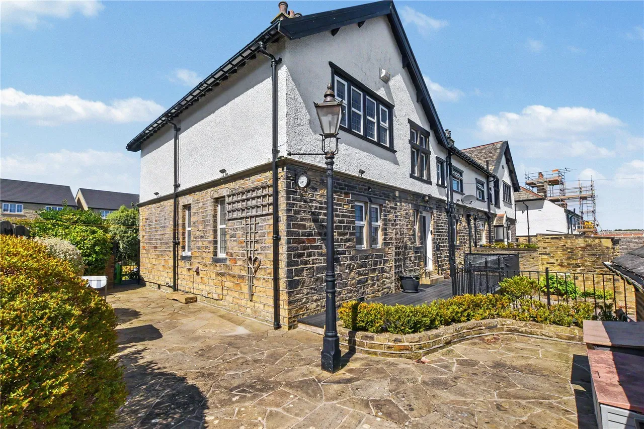 Town Lane, Bradford, BD10, photo 32